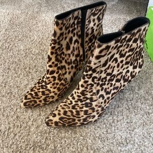 8.5 Brand New Sam Edelman leopard boots